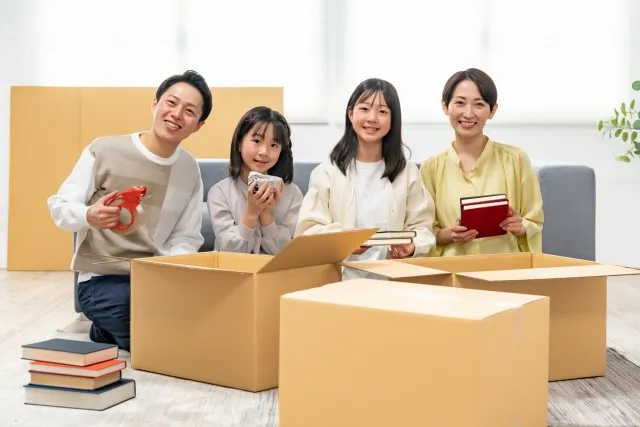 家族(3人以上)の引越し料金早見表