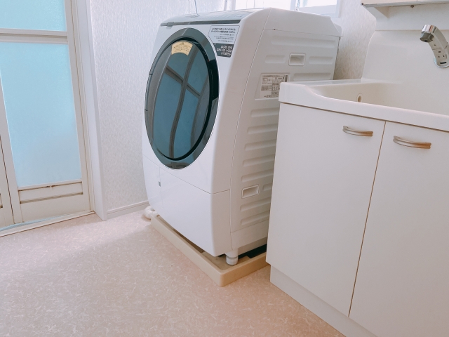 冷蔵庫・洗濯機・大型家具を運ぶときの注意点